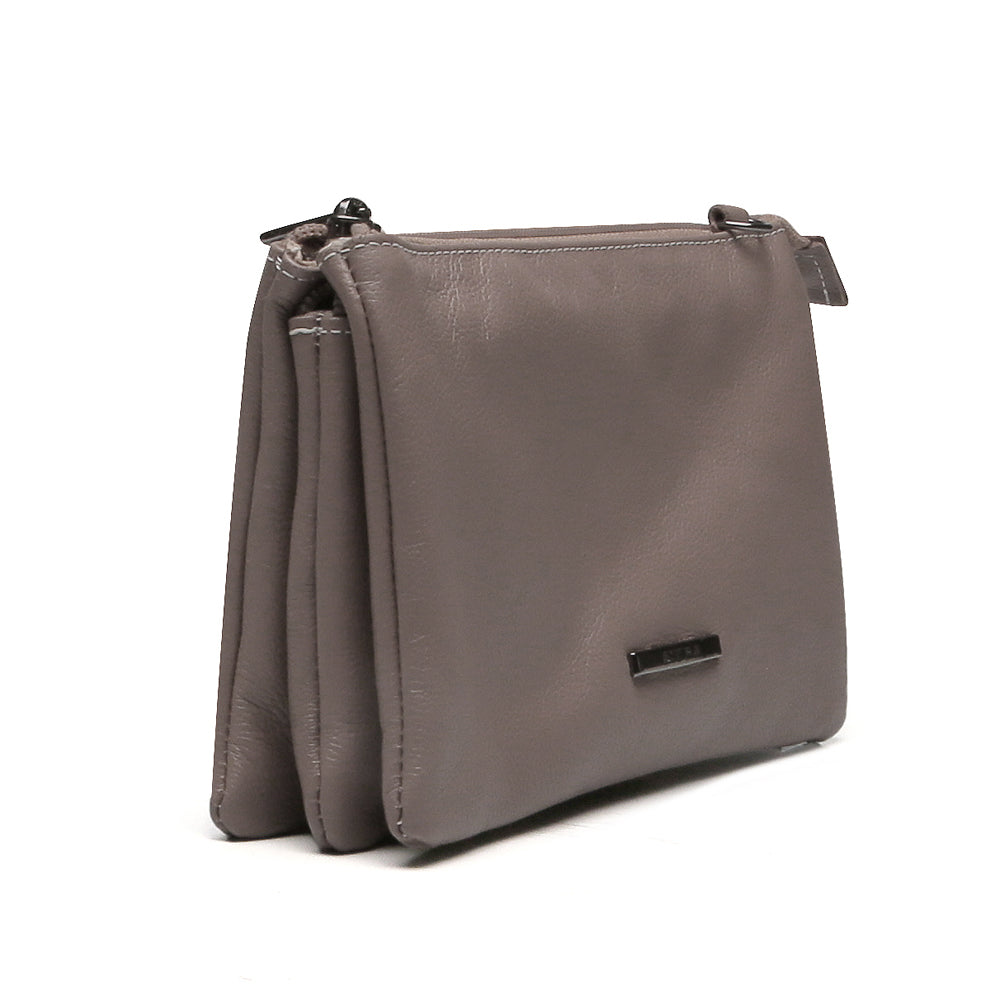 Bolsa Transversal Divisórias Couro Cinza Glace