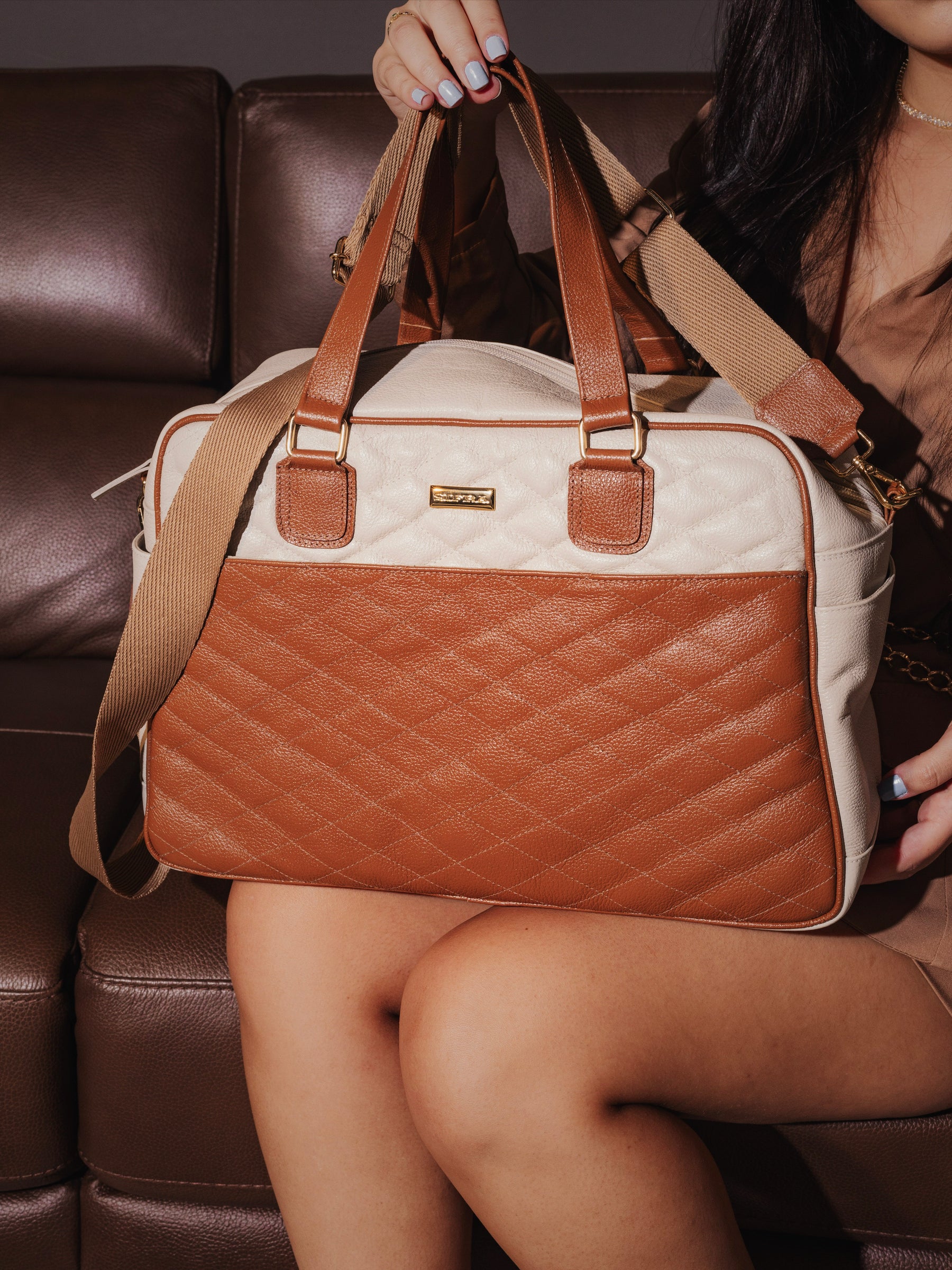 Mala Feminina para Maternidade de Couro Off White Diana