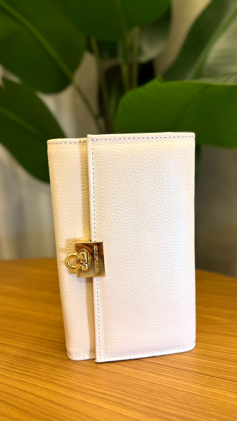 Carteira Feminina Média Fecho Couro Off White Malu