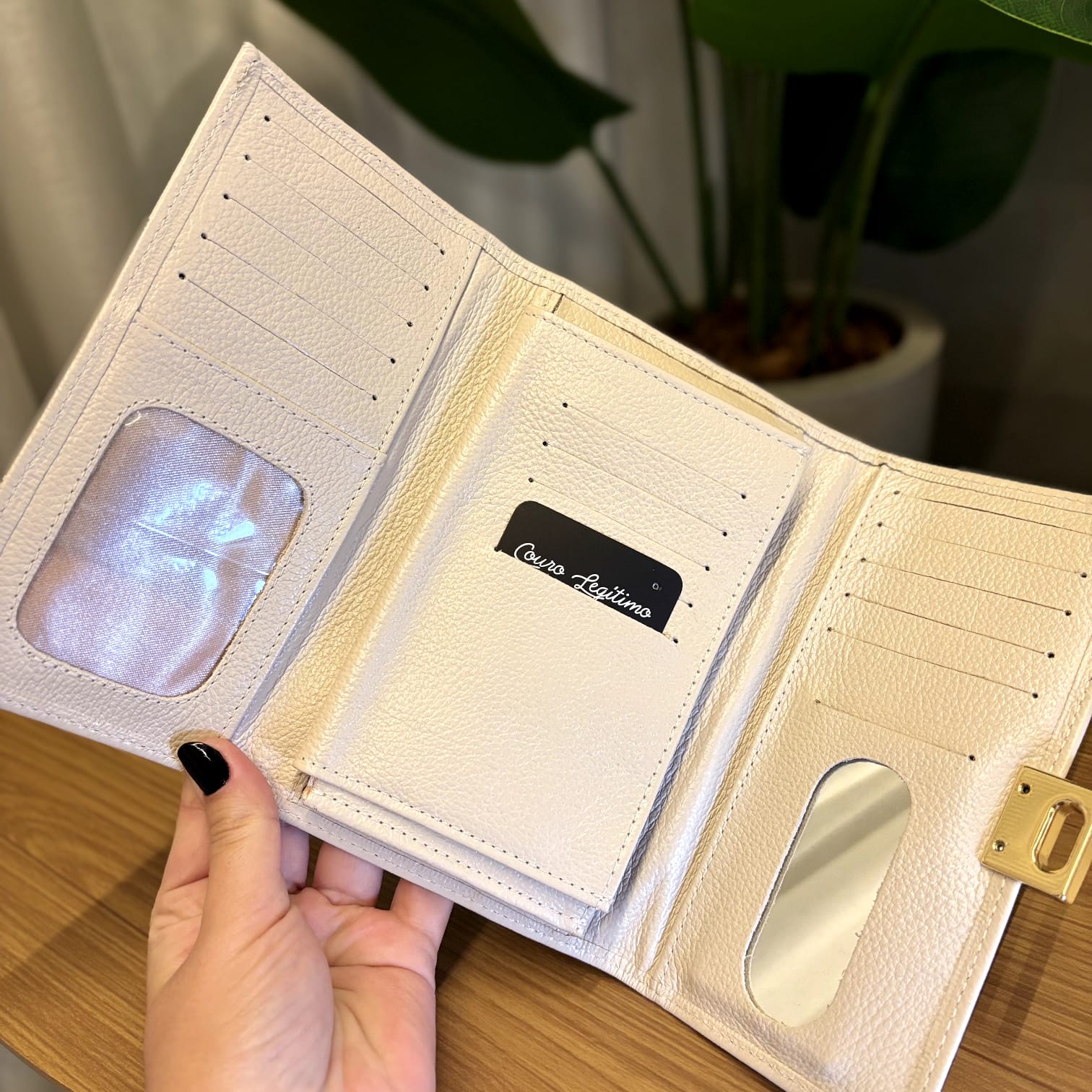 Carteira Feminina Média Fecho Couro Off White Malu