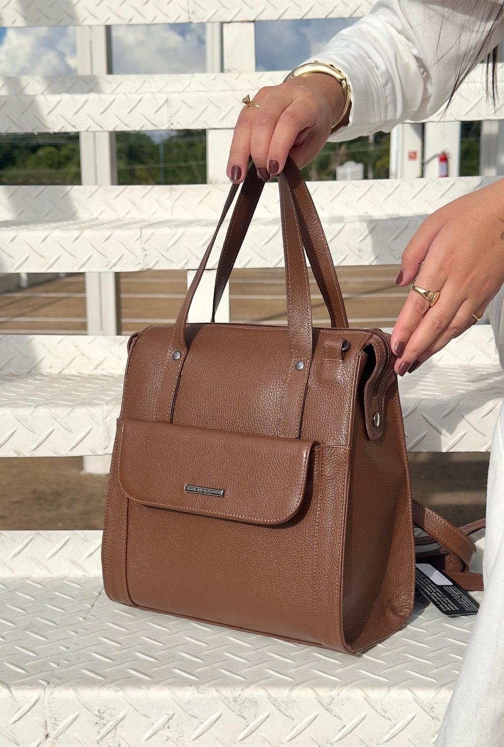Mochila Feminina Média Couro Marrom Amsterdã