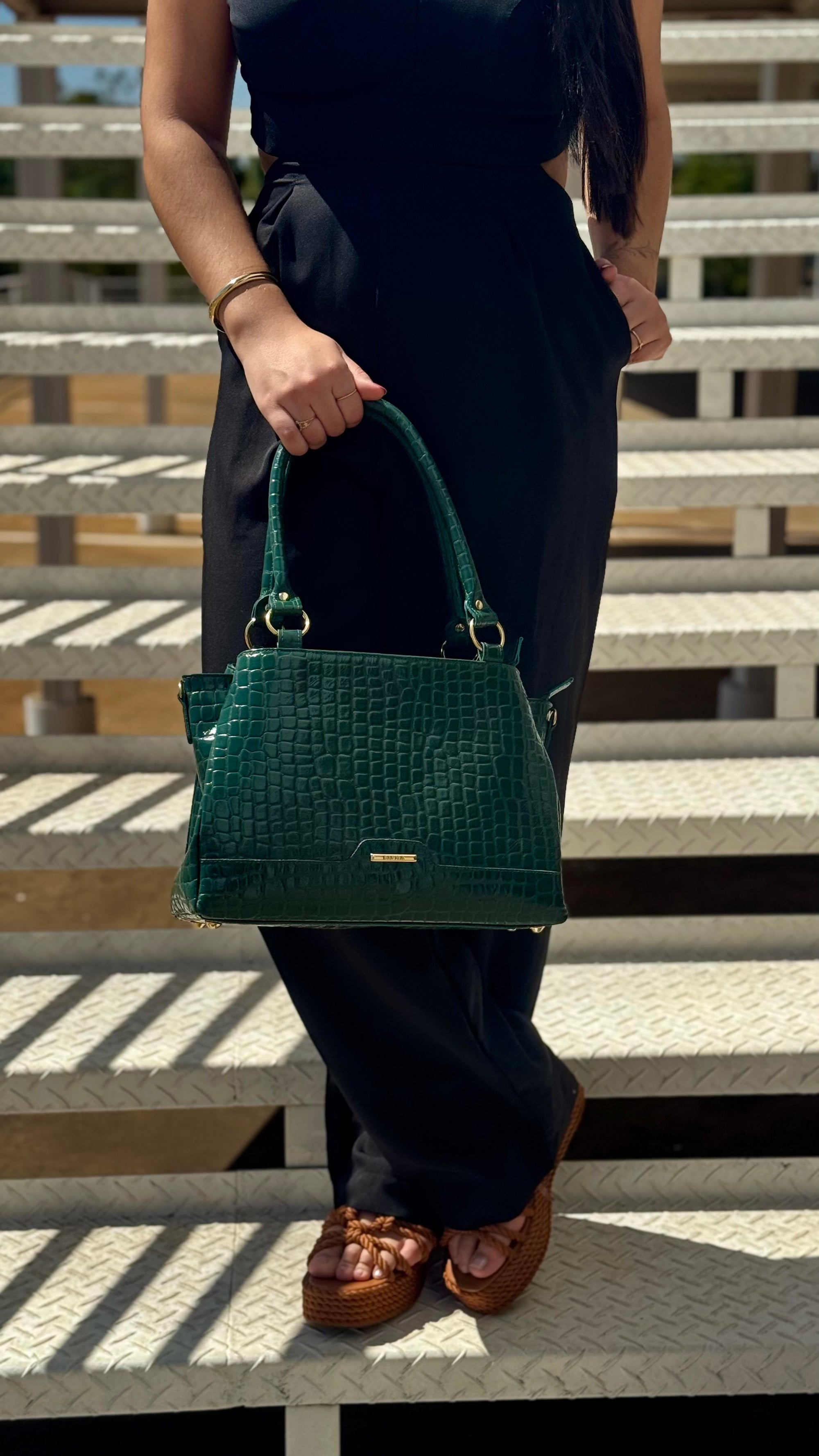 Bolsa de Ombro Média Couro Verde Amélia
