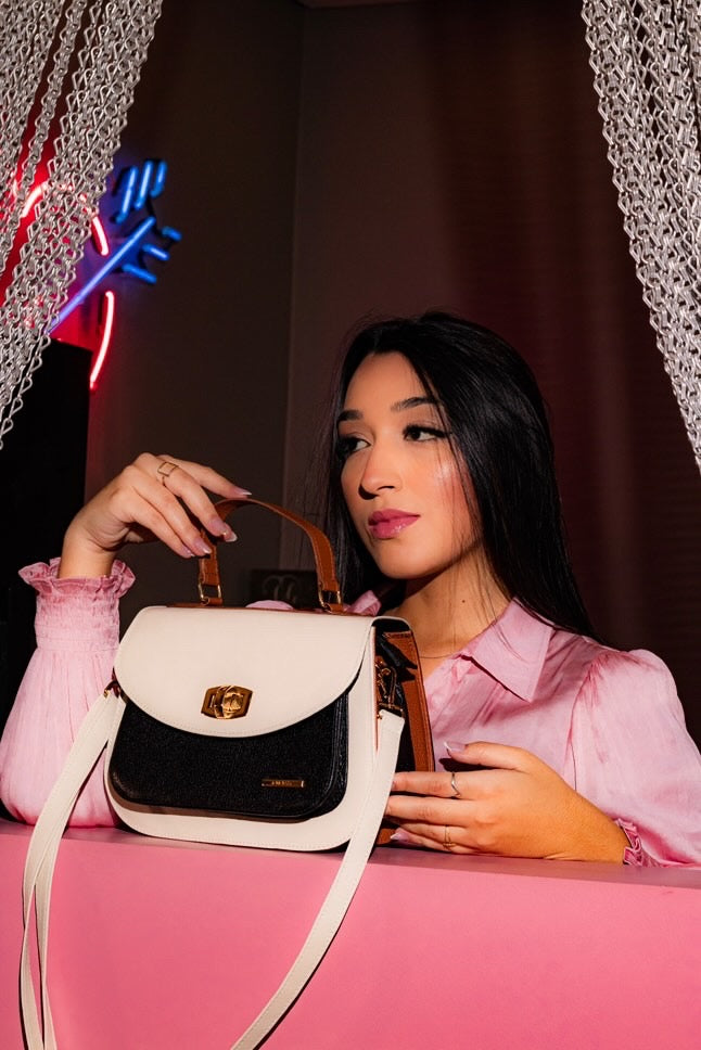 Bolsa Estruturada Mão Couro Off White Nice