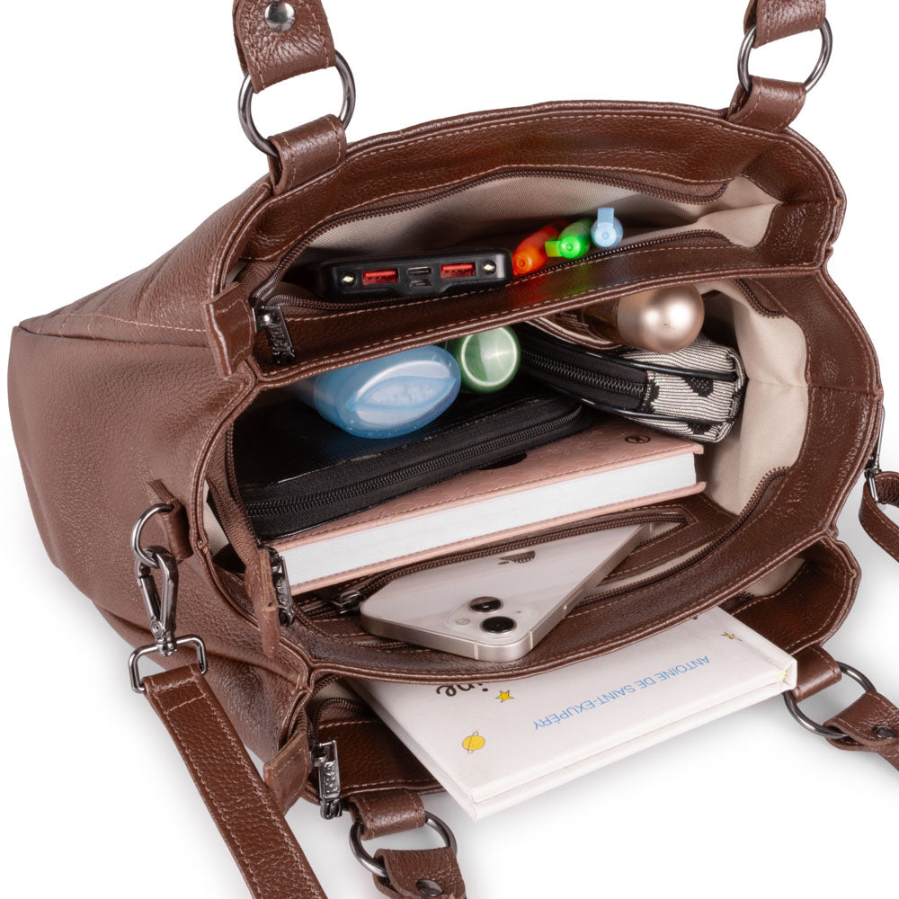 Bolsa de Ombro Média Matelasse Couro Marrom Amélia