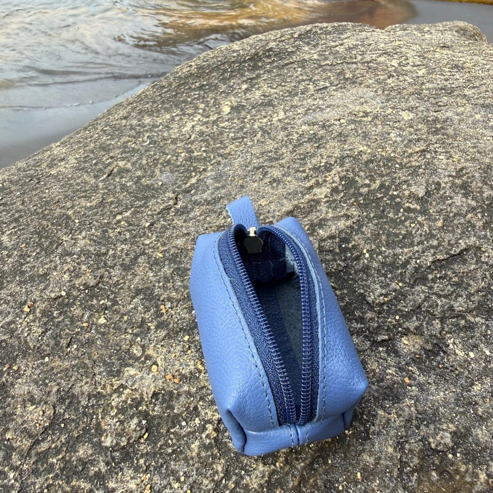 Porta Níquel / Mini Nécessaire Couro Azul Maresia