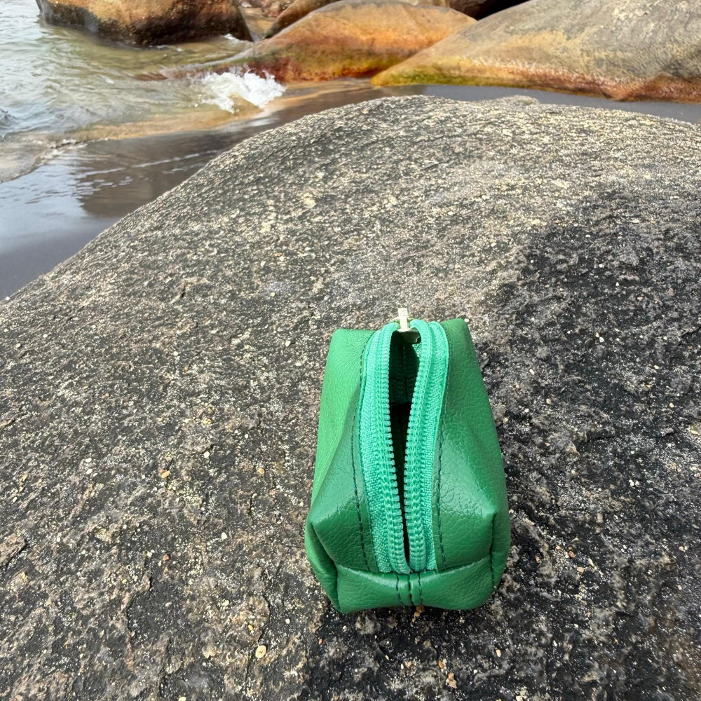 Porta Níquel / Mini Nécessaire Couro Verde Maresia