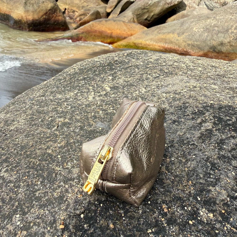 Porta Níquel / Mini Nécessaire Couro Ouro Velho Maresia