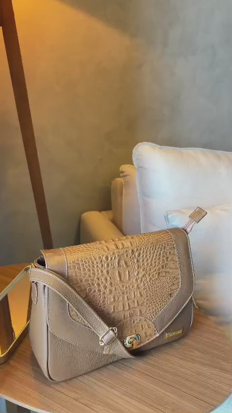 Bolsa Feminina Transversal Couro Caramelo Lila