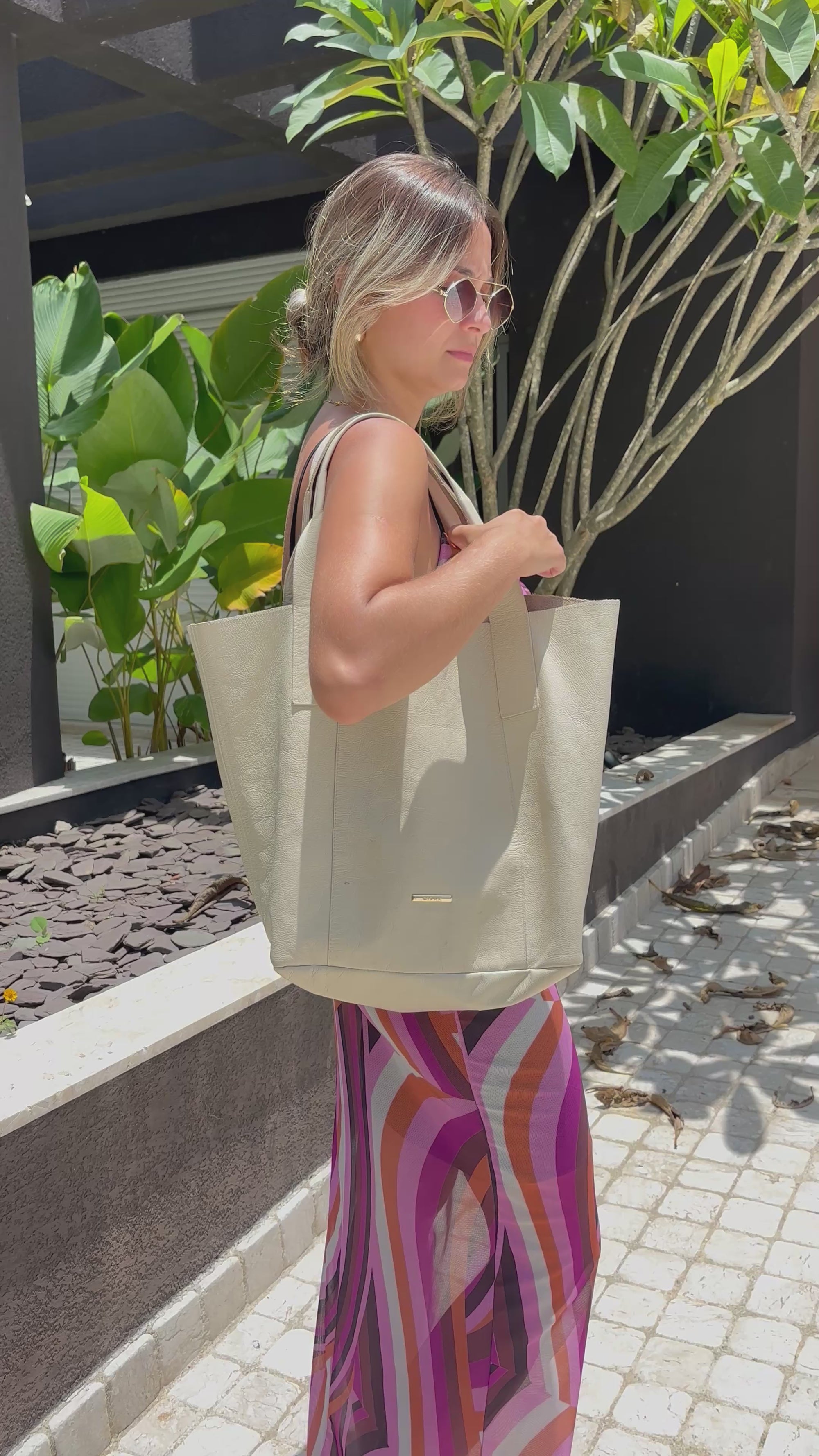 Bolsa Sacola Feminina Couro Off White Lola