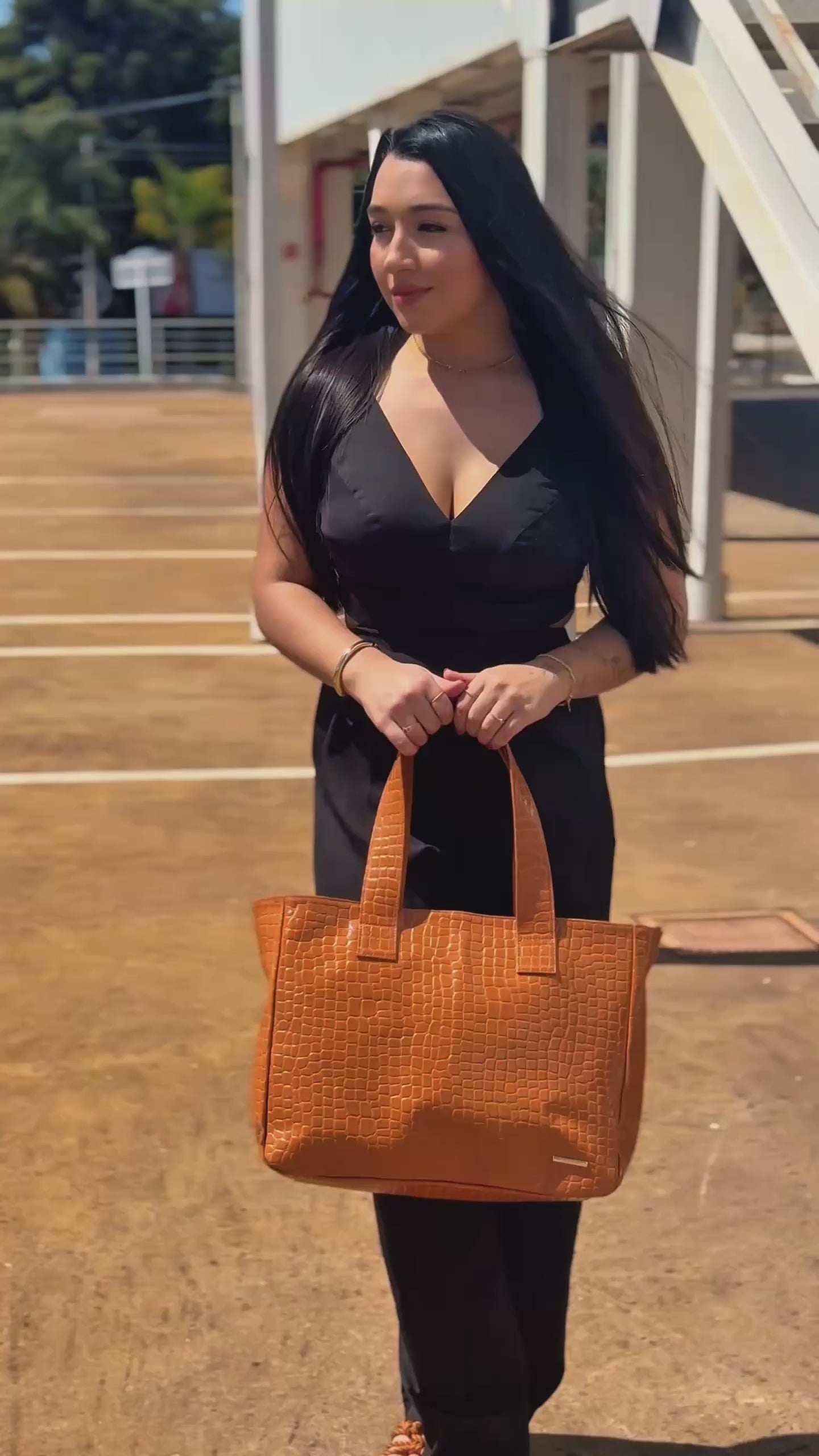 Bolsa Sacola Com Zíper Couro Croco Caramelo França